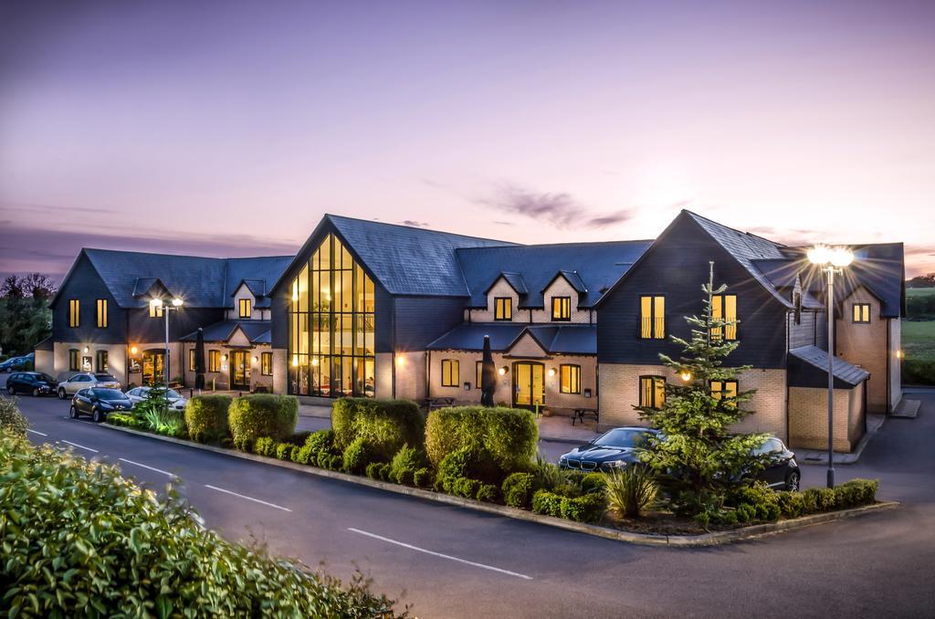 The Sharnbrook Hotel المظهر الخارجي الصورة